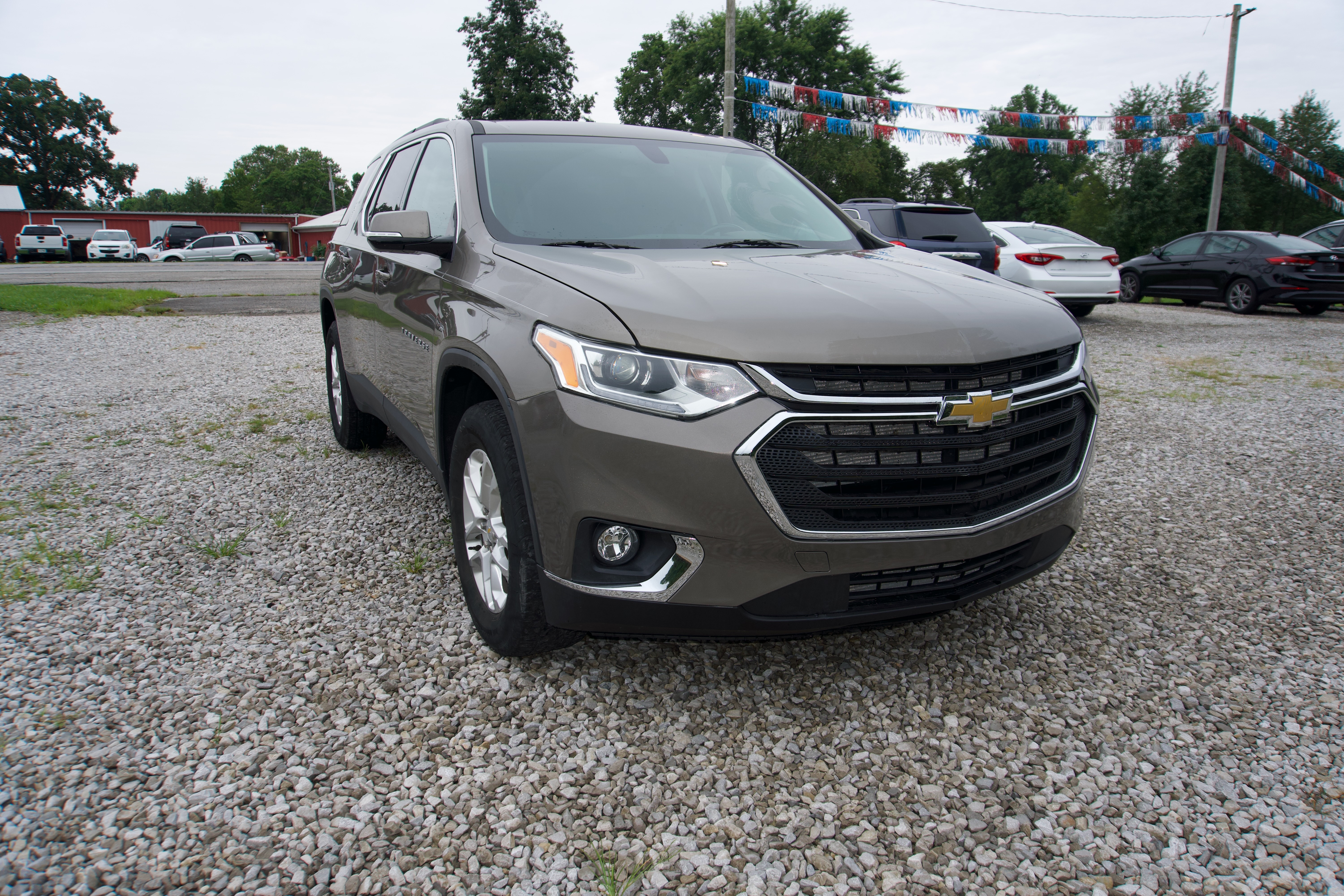 2020 Chevrolet Traverse LT Photo 1